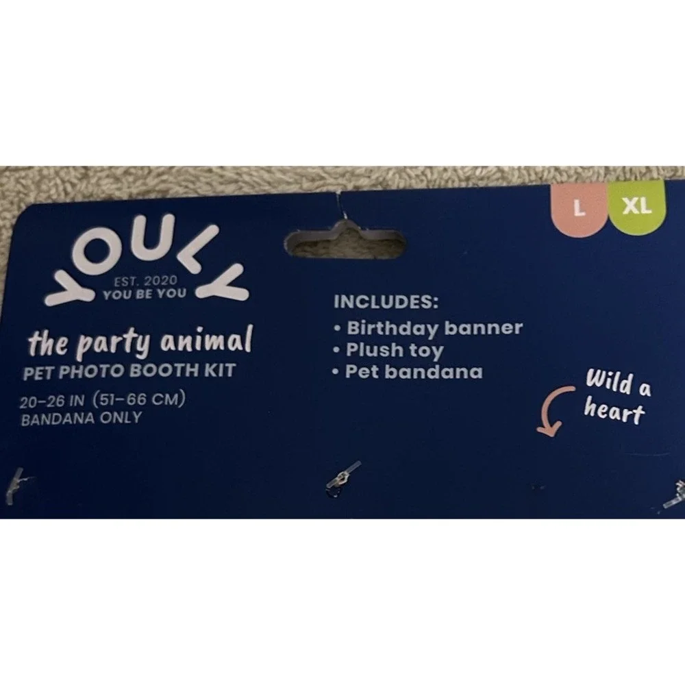 Youly It's My Birthday Pet Photo Booth Kit NEW L/XL Dog Bandana & Plush Toy Set